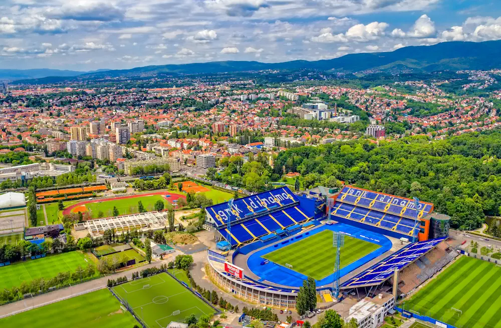 Vue aérienne du stade domicile du Dinamo Zagreb, le Stadion Maksimir
