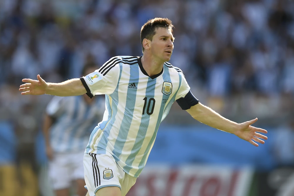 Lionel Messi célèbre un but pour l'Argentine