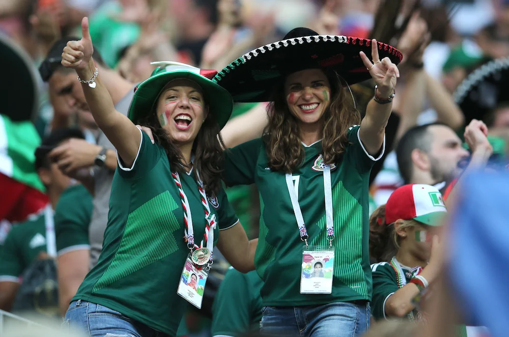 Supportrices mexicaines lors d'un match de football