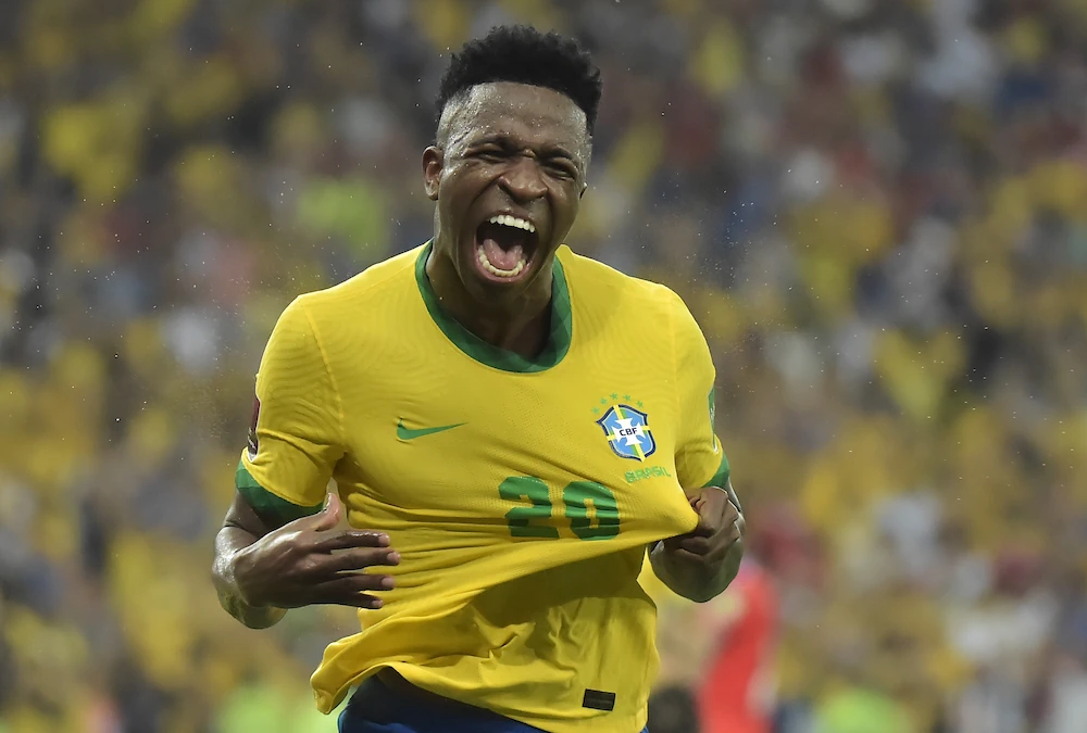 Vinícius Júnior, Brésil